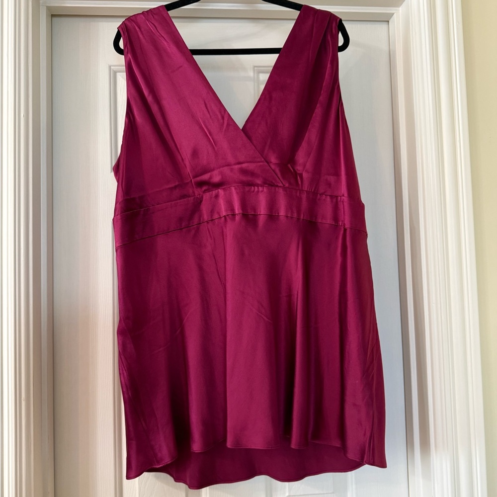 Torrid Plus Size Tank Top - Picture 2 of 6